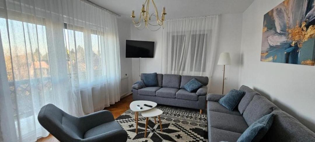 Adri Apartman 佐洛卡罗斯 外观 照片